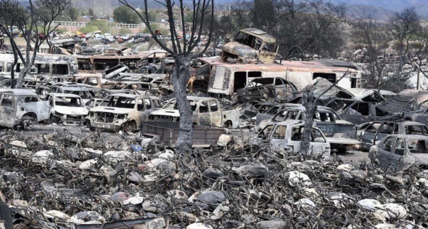  23.000 vehículos destruidos y 80 viviendas afectadas por el incendio en Mendoza 