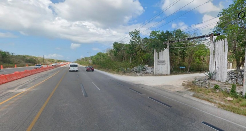  Seis muertos y doce heridos tras choque múltiple en la Riviera Maya mexicana 