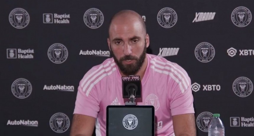  Gonzalo Higuaín anunció su retiro del fútbol profesional 