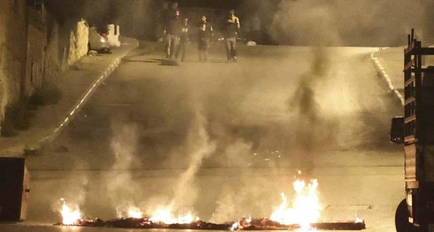 Una redada militar israelí en Cisjordania derivó en graves enfrentamientos y seis palestinos muertos 