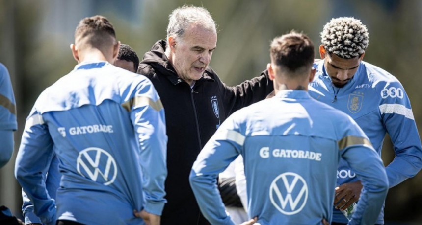  El seleccionado de Uruguay que dirige Marcelo Bielsa recibe a Brasil 