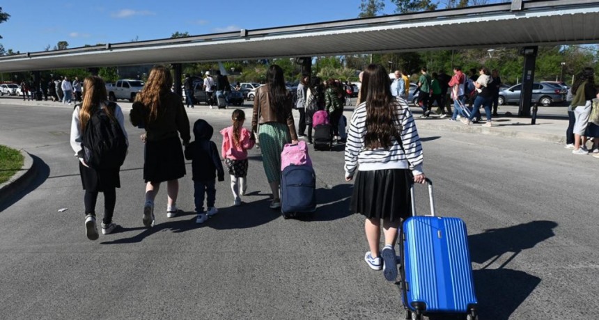  Continúan los puentes aéreos entre Tel Aviv y Roma para evacuar argentinos de Israel 