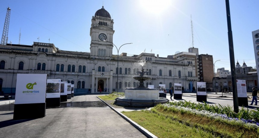 Se inició este viernes el pago de sueldos de la administración pública provincial