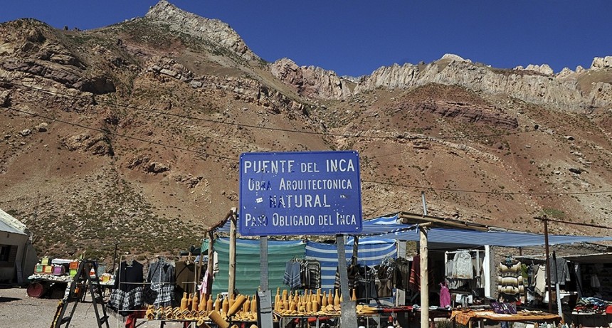  Llaman en Mendoza a licitación para recuperar y poner en valor la zona de Puente del Inca 