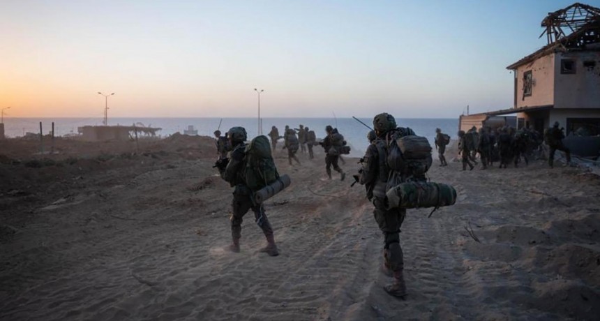  El ejército israelí tomó el puerto de la Franja de Gaza en su ofensiva contra Hamas 