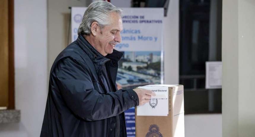  Alberto Fern&aacute;ndez y Milei se re&uacute;nen este lunes 