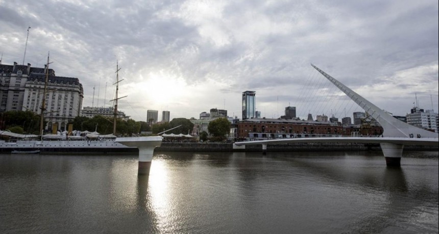  Lunes feriado con nubes y una m&aacute;xima prevista de 31 grados 