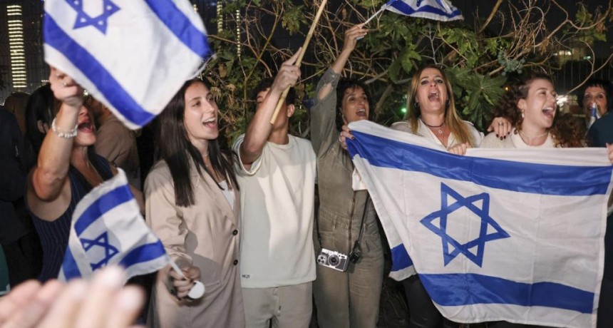  Israel y Hamas se preparan para el intercambio de presos palestinos por rehenes 