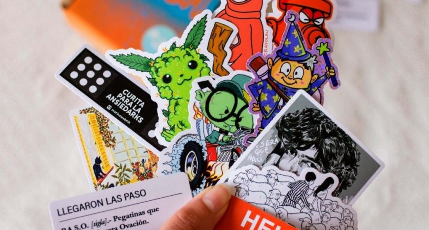  El club de las calcomanías: una moda retro que renació de la mano de las redes 