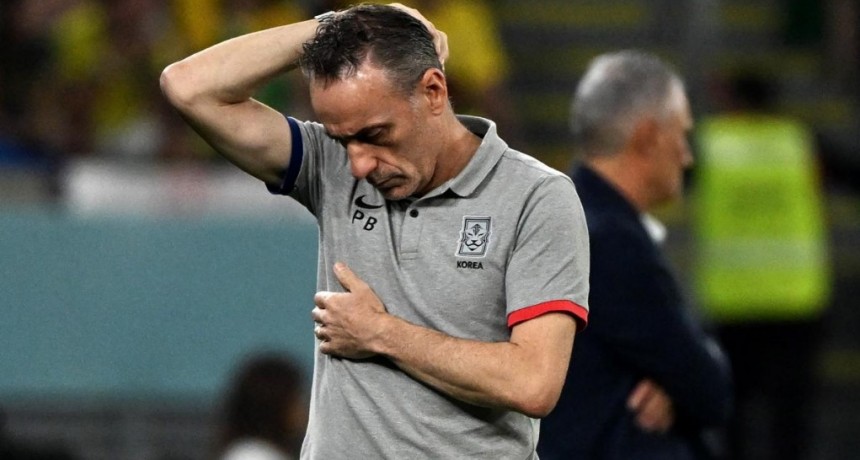  Paulo Bento renunció a su cargo como DT de Corea del Sur 