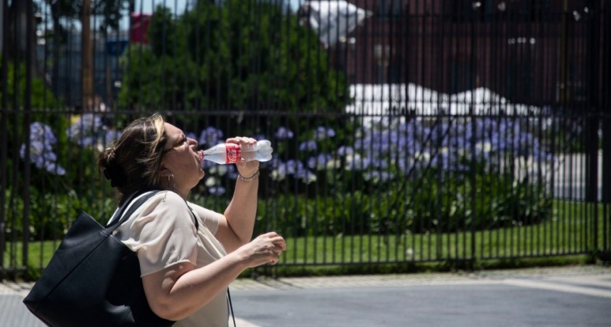  Domingo agobiante con 38 grados de máxima y probabilidad de tormentas 