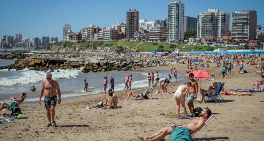  Fin de semana largo: 1,2 millones de turistas recorren el país anticipando un 2023 récord 
