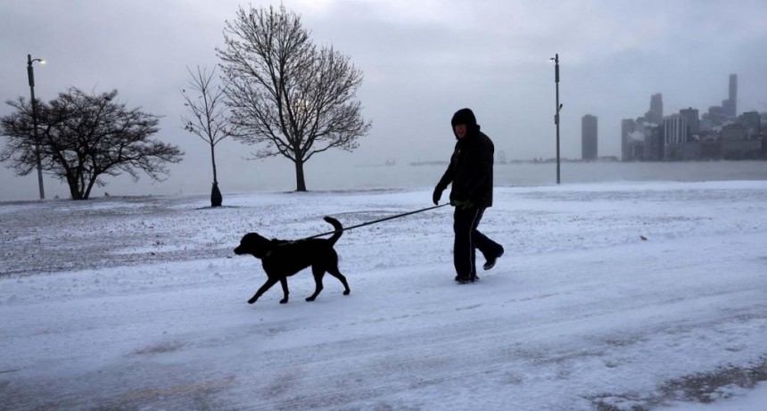  Una tormenta invernal causa cinco muertos y afecta a más del 70% de los estadounidenses 