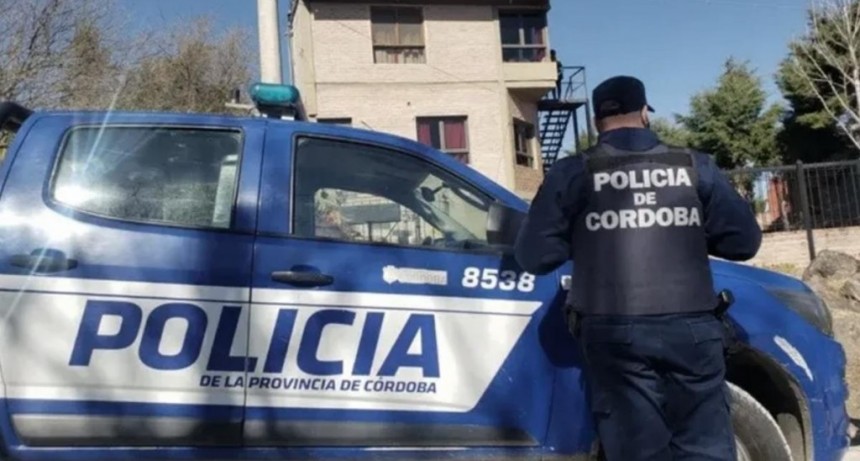  Inhabilitan la licencia de un joven que embistió a policías de un control en Córdoba 