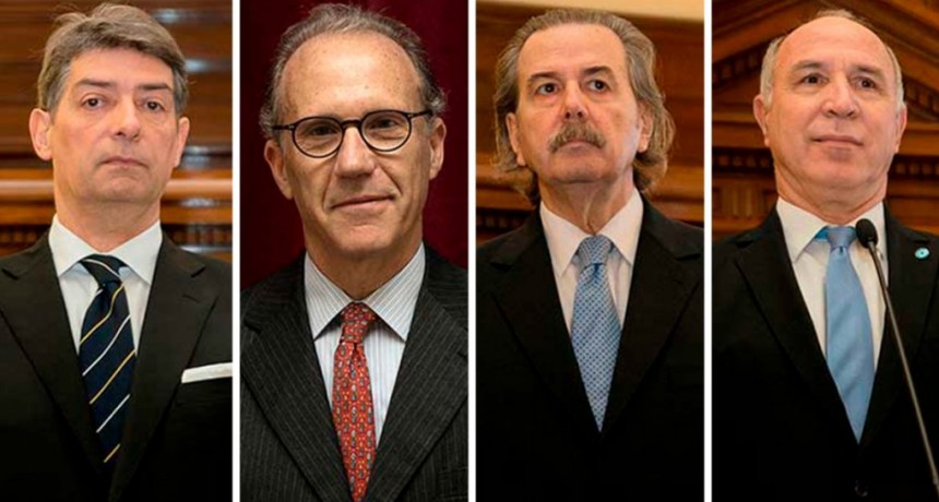  La Corte y una ofensiva basada en el Consejo de la Magistratura y la puja por fondos coparticipables 