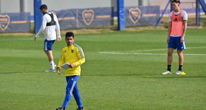  Hugo Ibarra firmará contrato como técnico de Boca por un año 