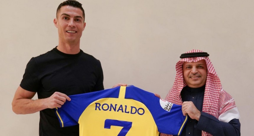 Cristiano Ronaldo ya es jugador del Al Nassr de Arabia Saudita 