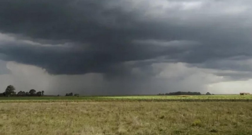  Once provincias bajo alertas por tormentas y fuertes vientos 
