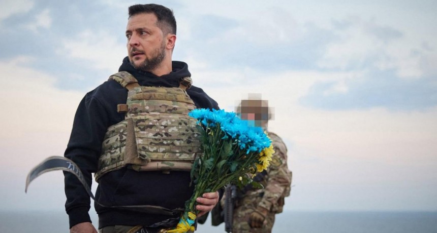  Zelenski dice que eval&uacute;a movilizar a 500.000 personas m&aacute;s para la guerra con Rusia 