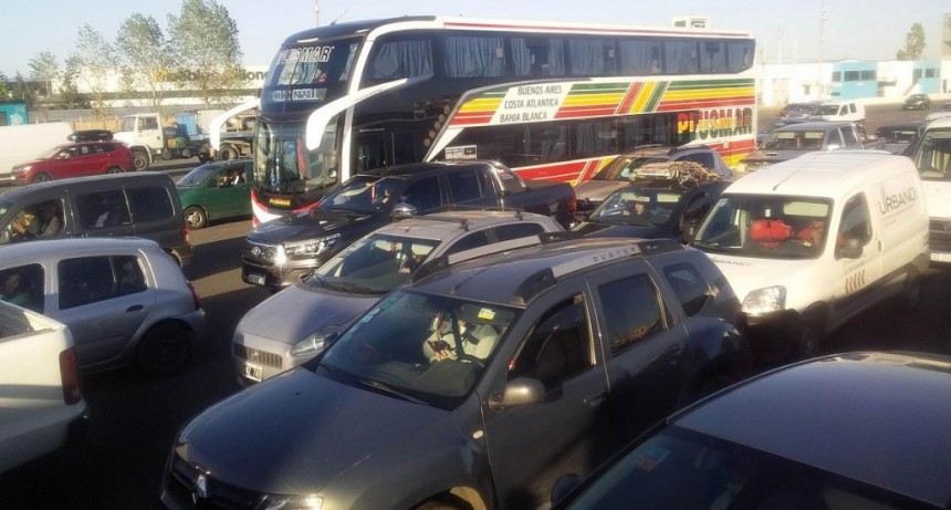  Comienza la restricción de camiones en autopistas y rutas por las fiestas navideñas 