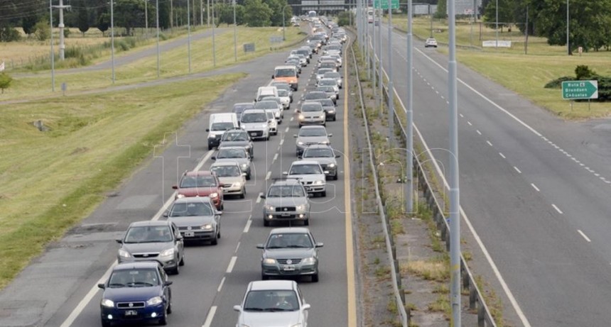  Por Navidad, rigen restricciones de tránsito para camiones en las rutas bonaerenses 